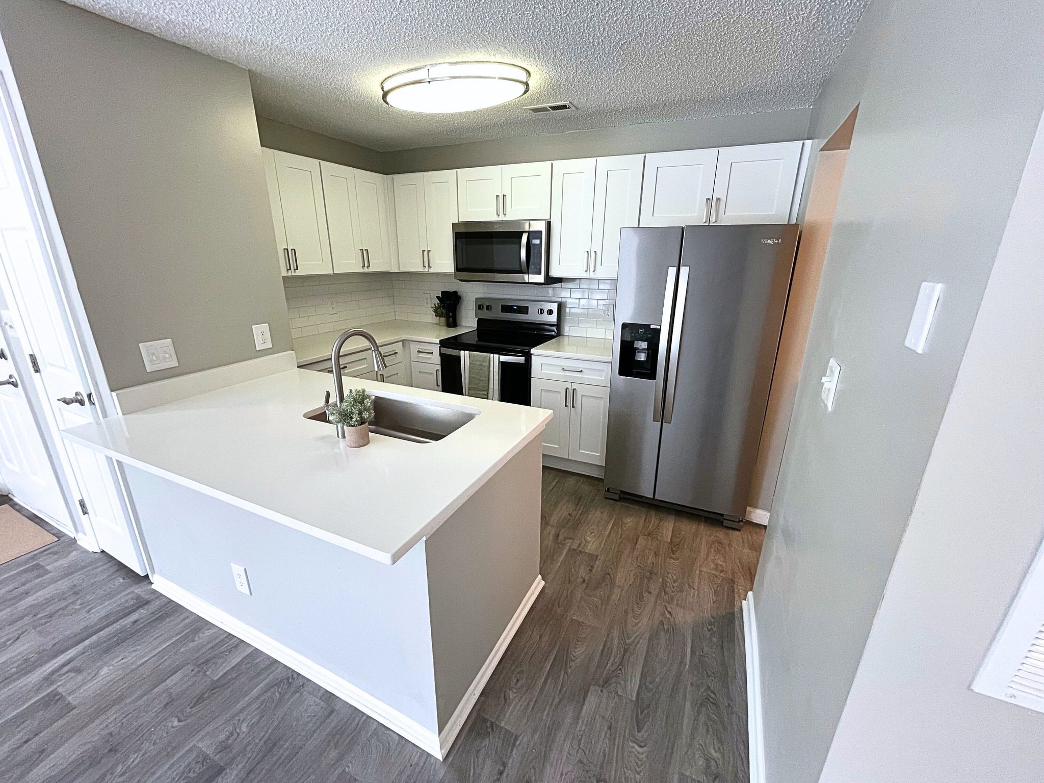 Niner Woods renovated kitchen